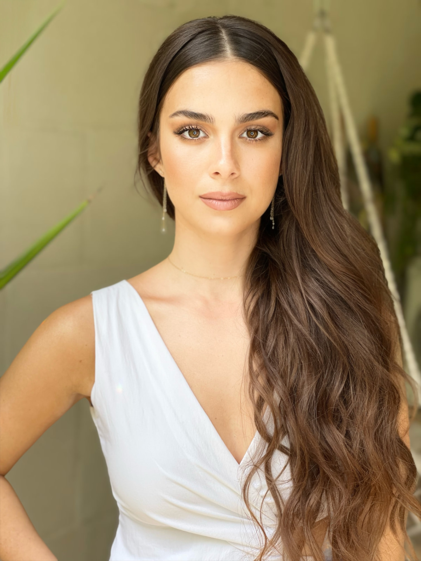 Bridal makeup by Lee Elrom — soft glam with radiant skin